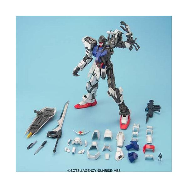 Gundam Perfect Grade 1/60 Seed GAX-105 Strike Gundam model kit