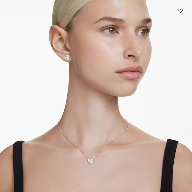 Ariana Grande x Swarovski pendant