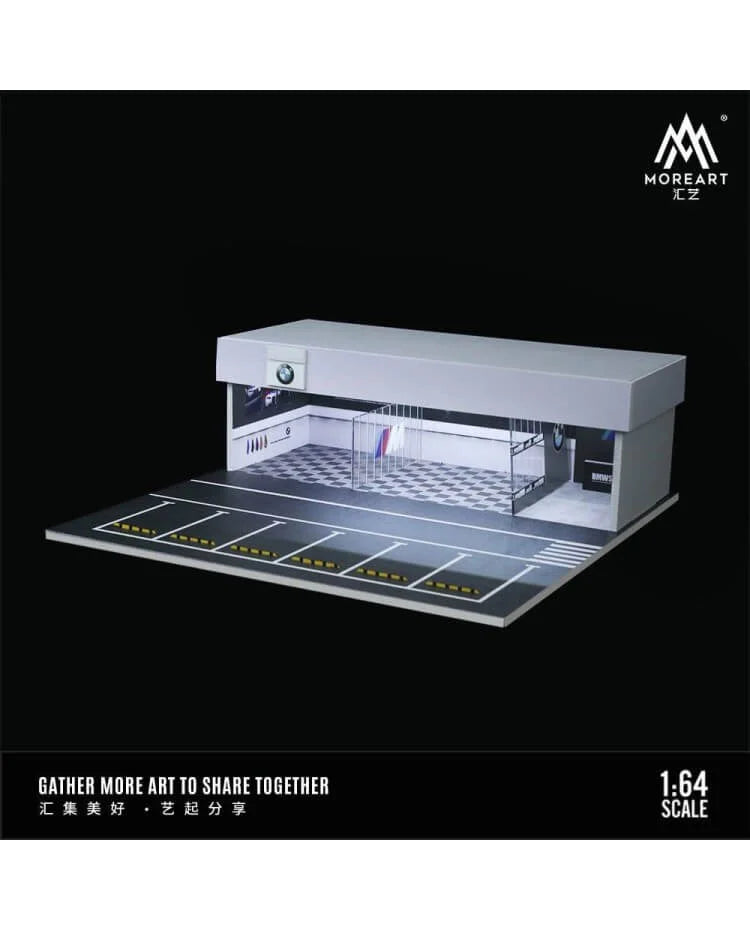 MoreArt Diorama BMW Modification Shop 1:64
