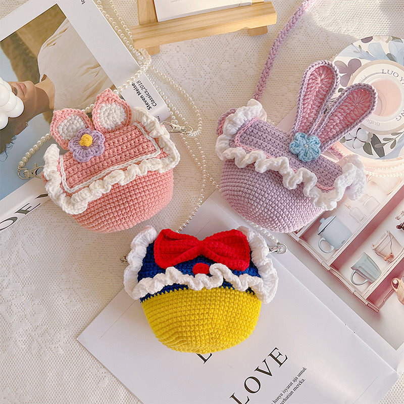 Hand-Knitted Coin Bag