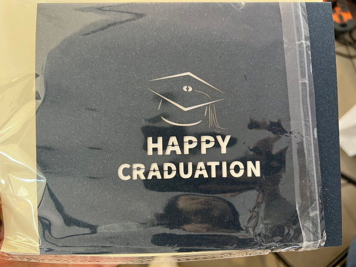 LL-X 3D Graduation Card