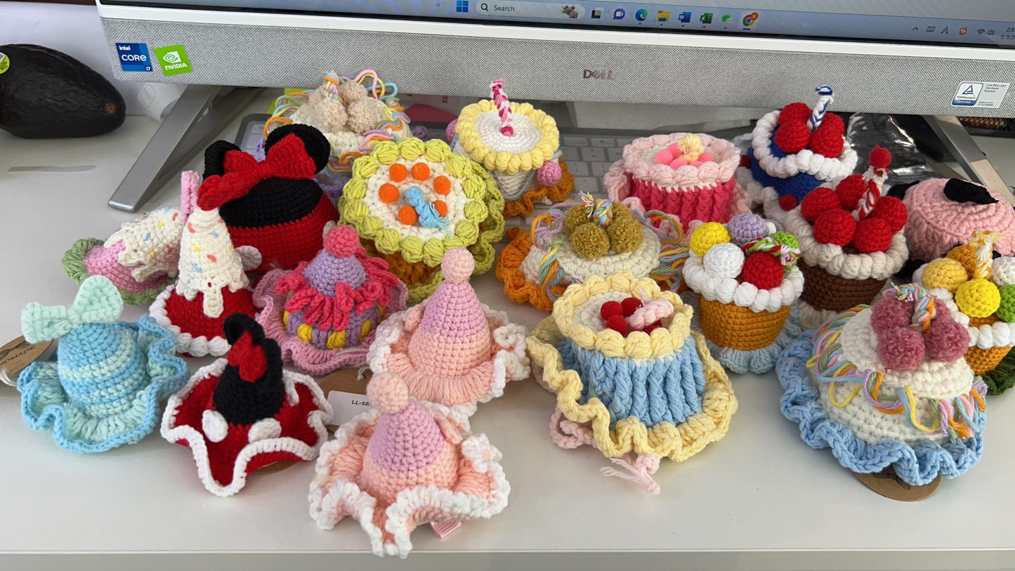 LL-X Hand knitted birthday cake hat and hairpin