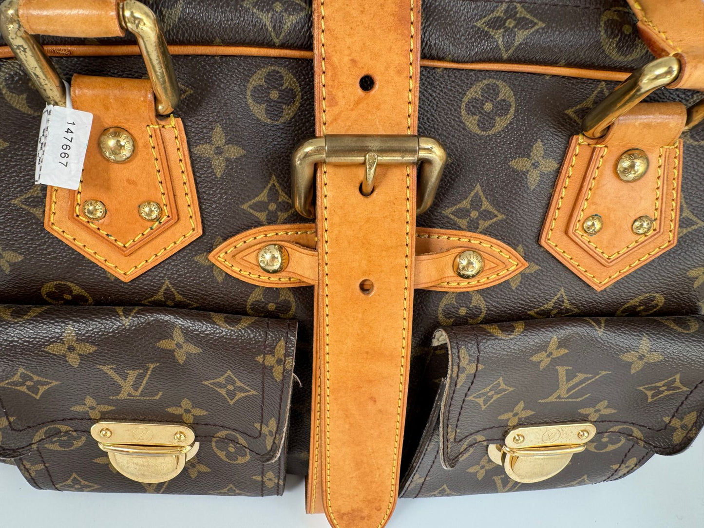 Louis Vuitton Monogram Manhattan GM Bag – Timeless Elegance & Functionality