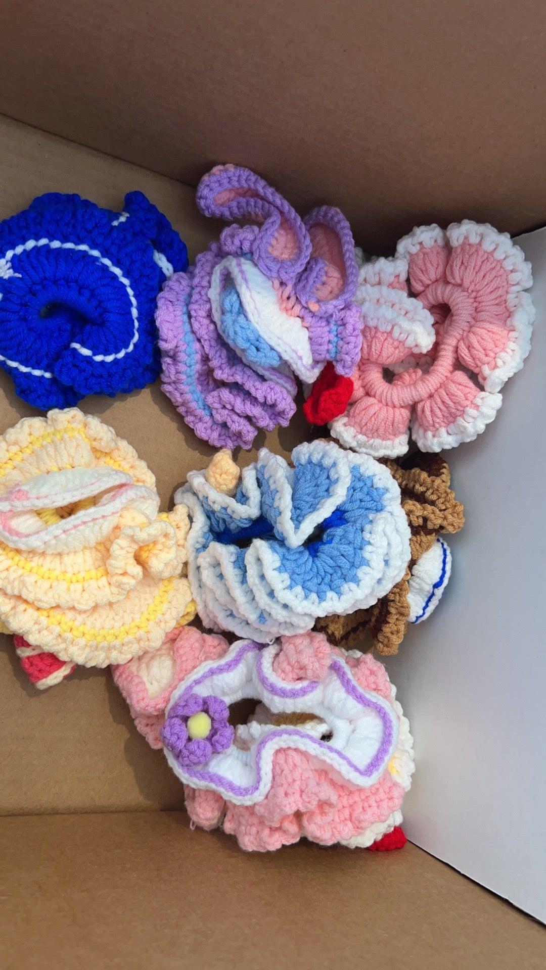 Handmade wool hairpin