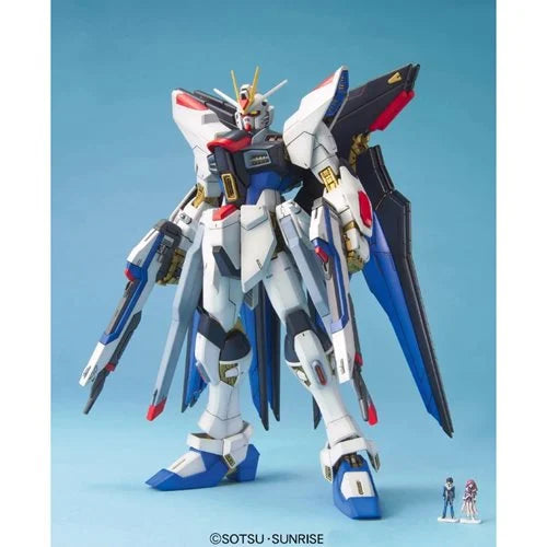 Mobile Suit Gundam Seed Destiny Strike Freedom Gundam Master Grade 1:100 Scale Model Kit