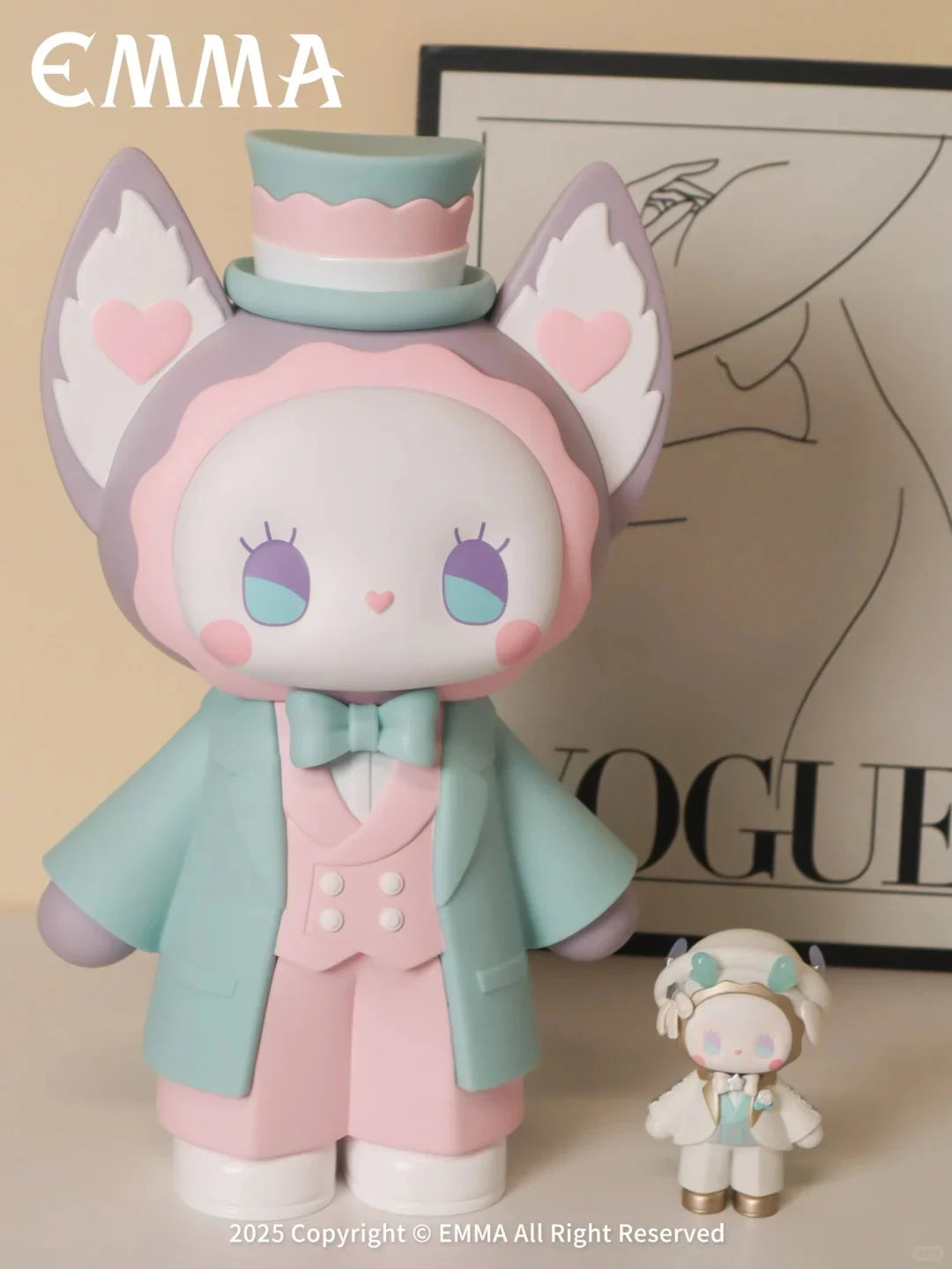 Emma Secret Forest Beloved 400% limited Wolf figure; smaller figure shown for scale
