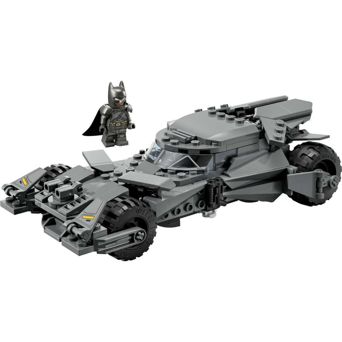Batman v Superman Batmobile — LEGO 76331 — view 3
