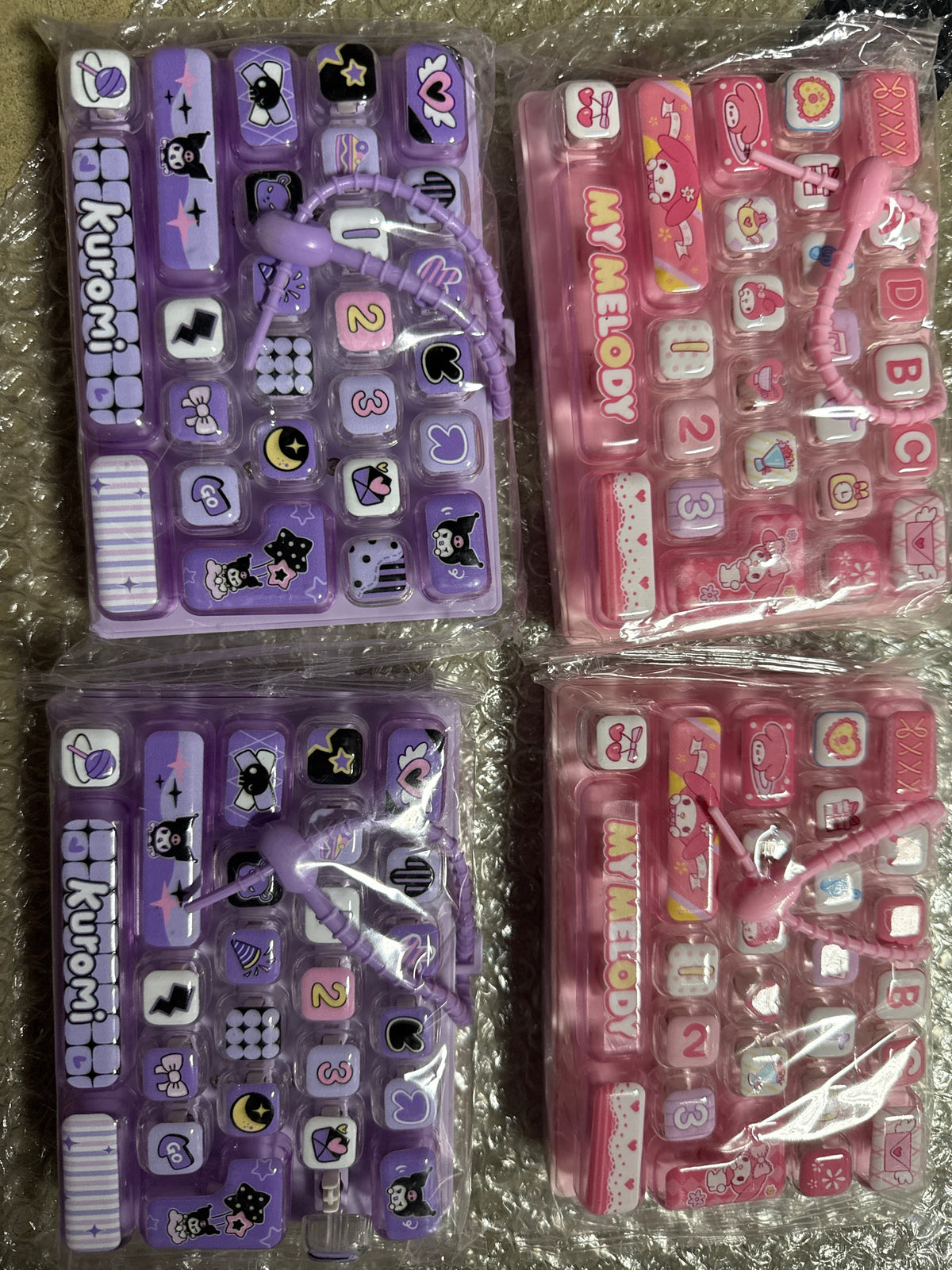 LP01 My Melody & Kuromi Fidget Keyboard Keychain