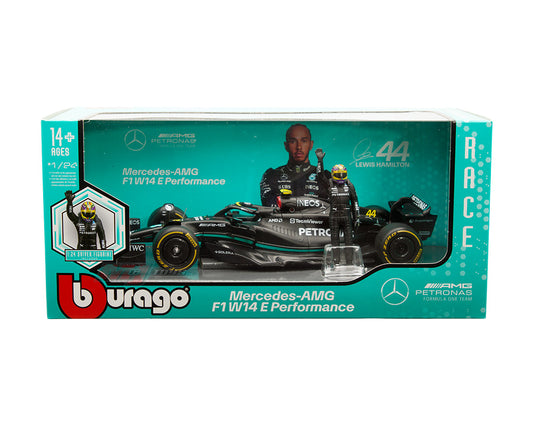 Bburago 1:24 AMG Petronas Formula 1 Team Mercedes-AMG F1 W14 E Performance #44 Lewis Hamilton with Driver Figure – Race