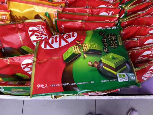 KITKAT ITOEN MATCHA CHOCOLATE
FLAVOR 9pieces
