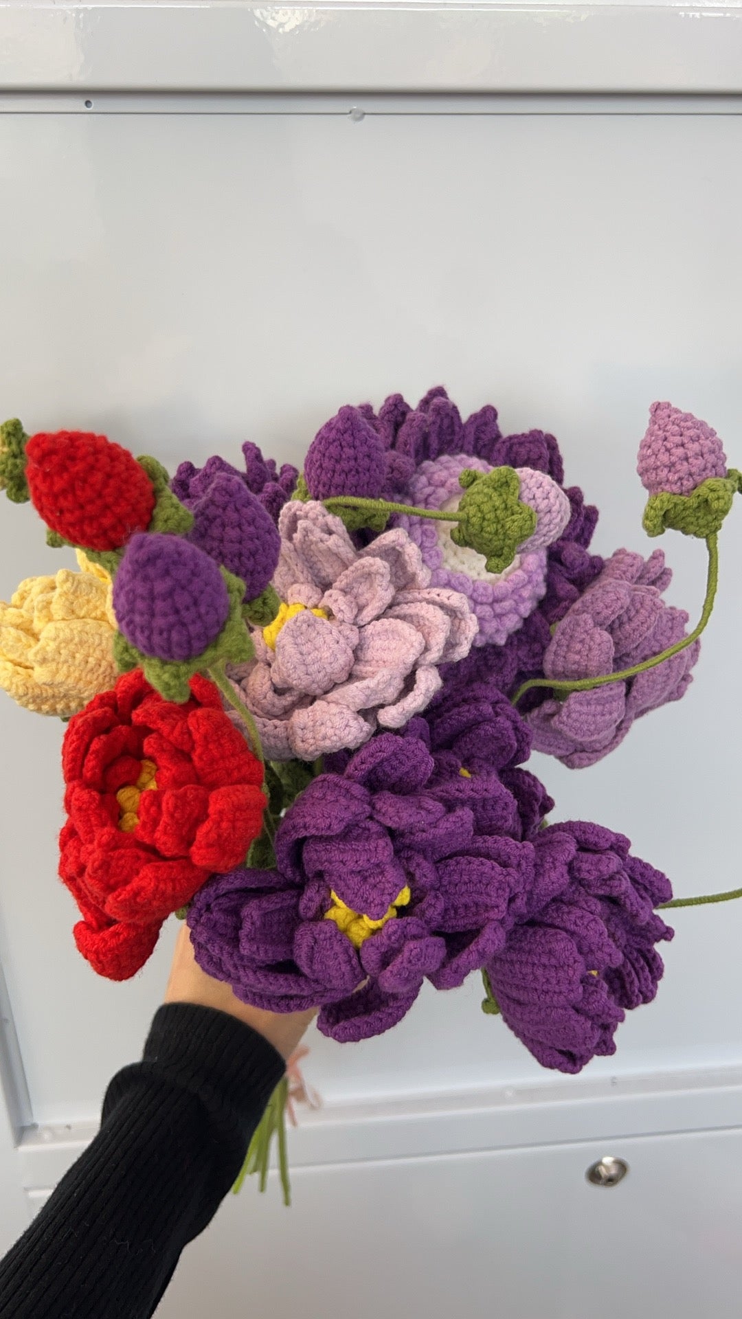 LL-XH Crochet Flowers $18.99