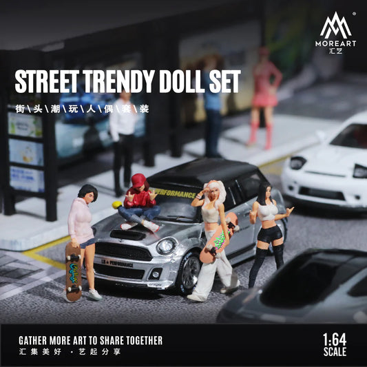 MoreArt 1:64 Street Trendy Doll Set MO223030