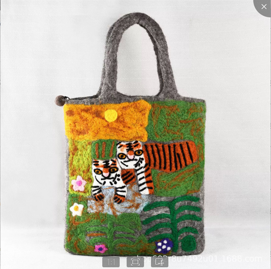 LL-X Handmade Wool felt bag- Tiger