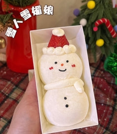 Snowman Mochi Cake