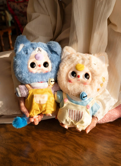 Baby Three-Kitten wardrobe