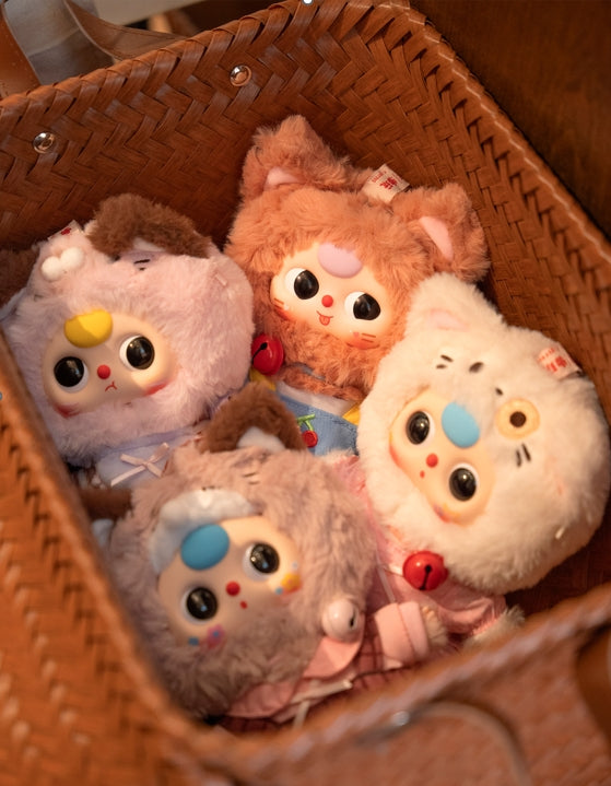 Baby Three-Kitten wardrobe