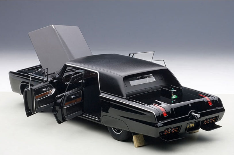 AUTOart 71546  BLACK BEAUTY - GREEN HORNET (BLACK)(TV SERIES)