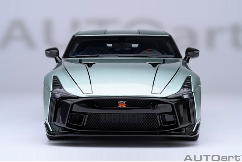 AUTOart 77512  NISSAN GT-R50 BY ITALDESIGN (METALLIC GREEN / BLACK)