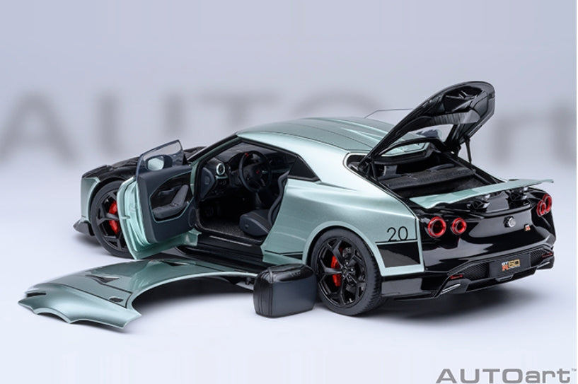 AUTOart 77512  NISSAN GT-R50 BY ITALDESIGN (METALLIC GREEN / BLACK)