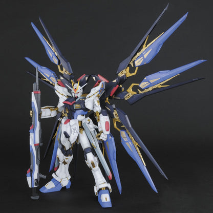 1/60 Perfect Grade Strike Freedom Gundam