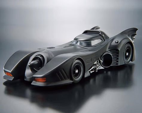 1/35 SCALE MODEL KIT BATMOBILE
