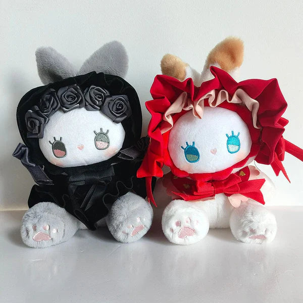 18 cm Cranberry Emma plush toy with key chains – Robo Hunters 18 cm Cranberry Emma plush toy with key chains – Robo Hunters