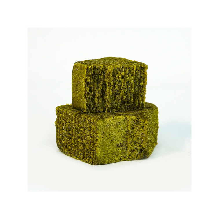 Uji Matcha Baumkuchen - Thick-Cut Japanese Cake, 8 Pieces, 7.05oz