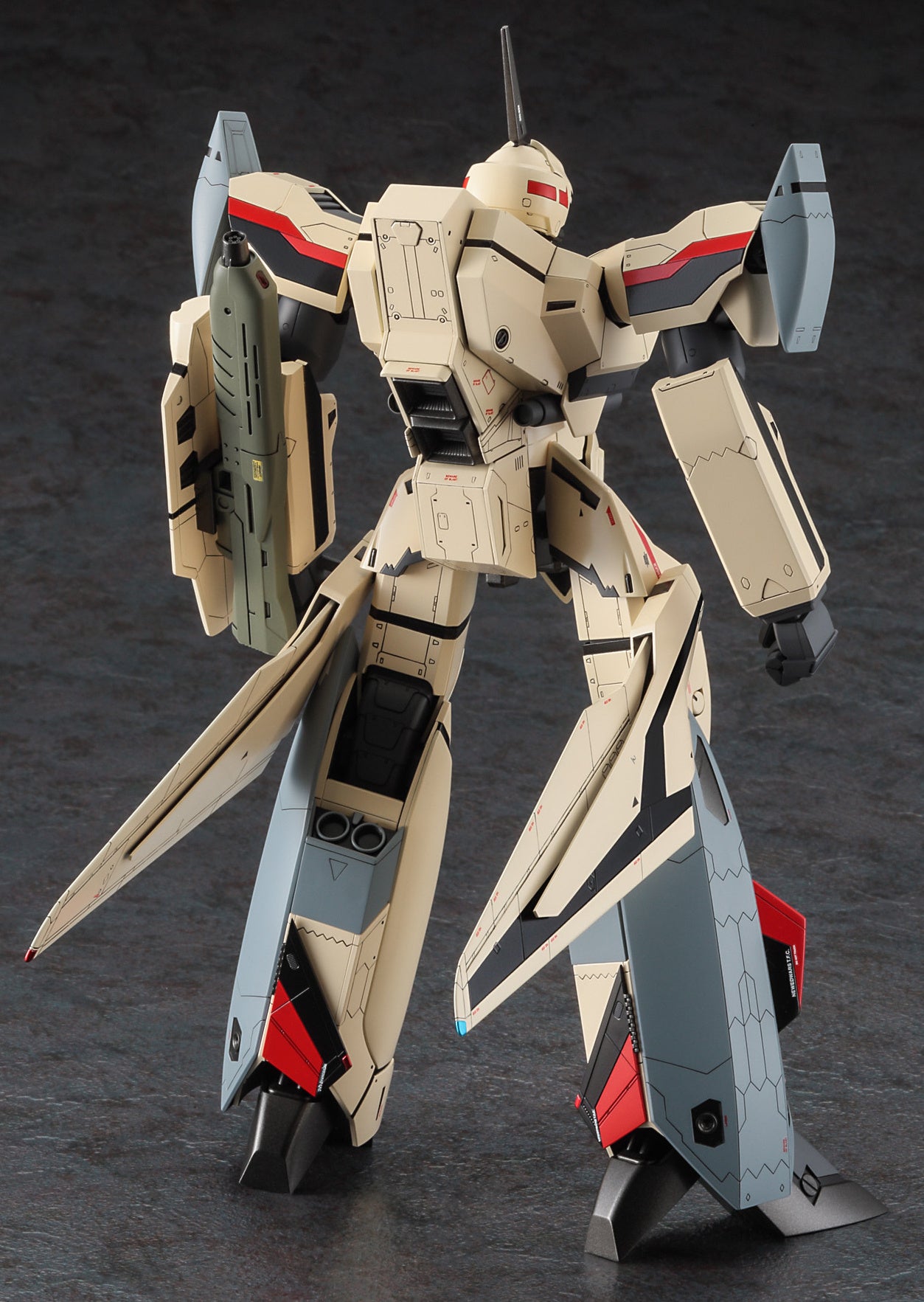 1/72 YF-19 Battroid Macross Plus