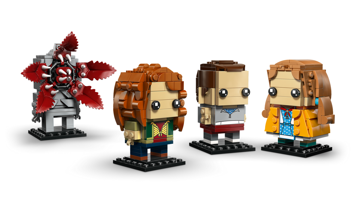 Eleven, Max, Demogorgon and Holly Figures — LEGO 40879 — view 3