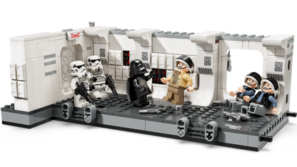 Boarding the Tantive IV — LEGO 75387 — view 3